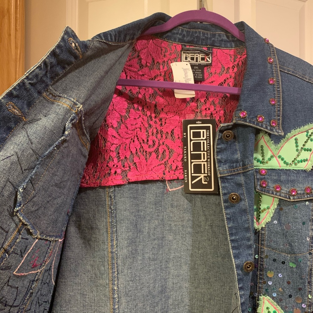 NWT Embellished & beaded plus-size jean jacket - Picture 10 of 10